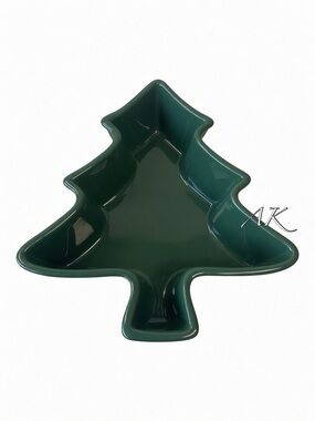 Chantal Christmas Tree Baker Pan Dish